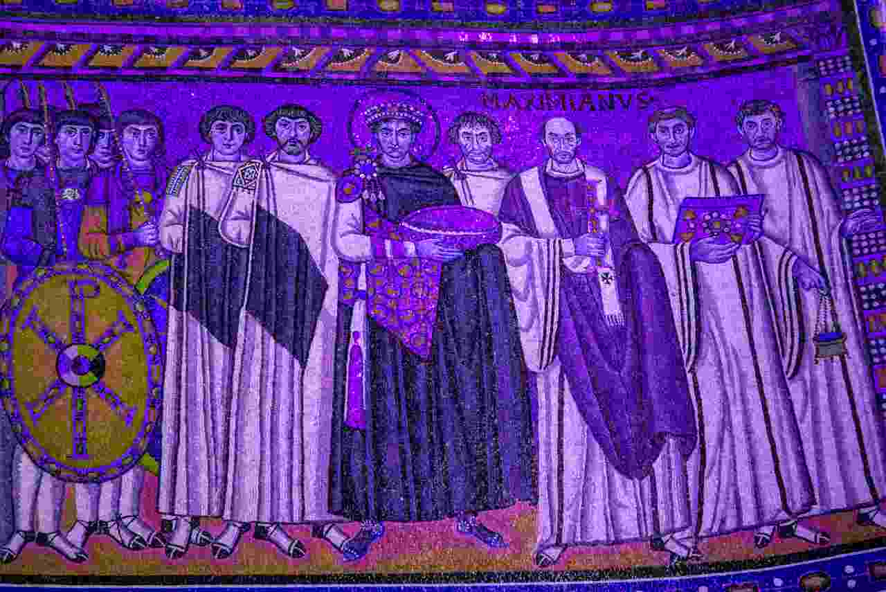 Byzantine Fault Tolerance (BFT)