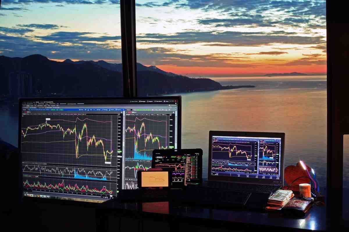 Cosa comporta la sospensione dei prelievi Binance su mercato delle criptovalute?
