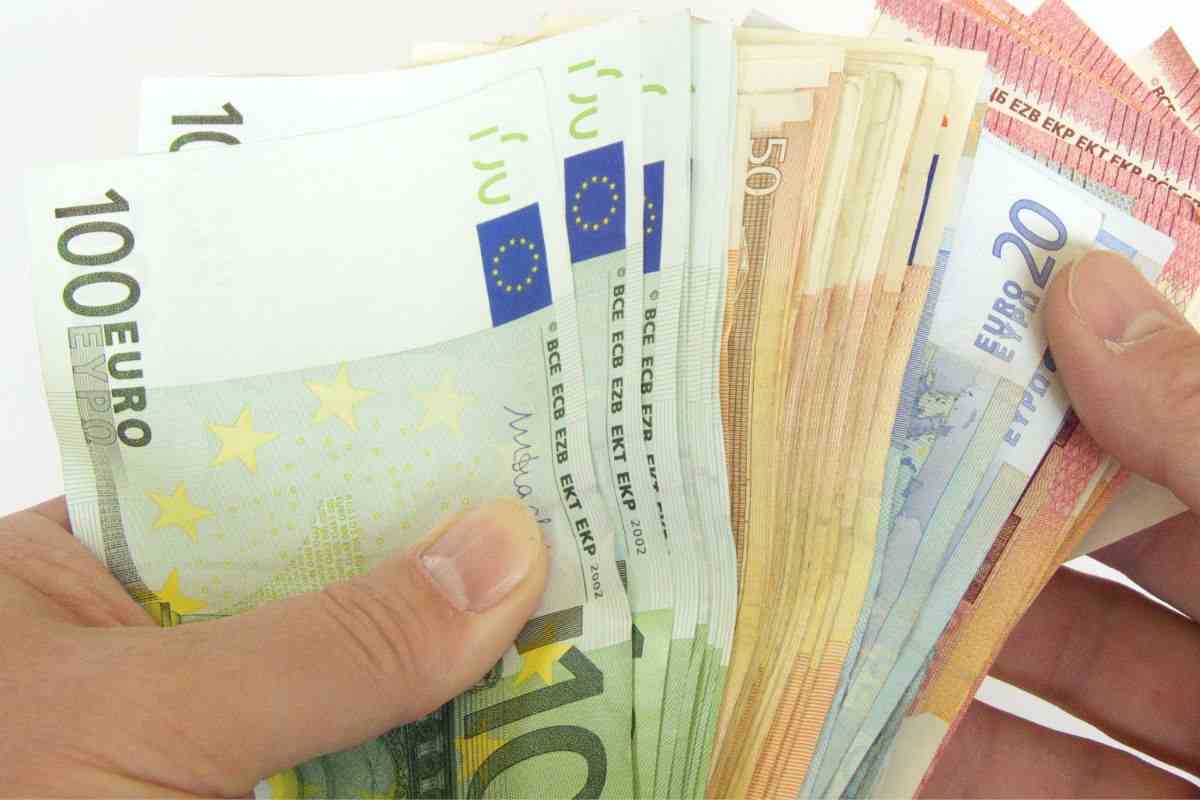 Titoli di Stato (BTP) e EFT: quali scegliere