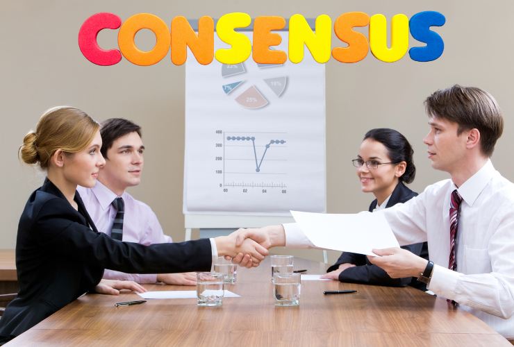 consenso analisti