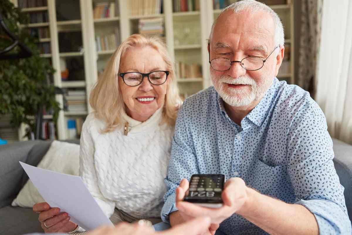 Pensionati con calcolatrice