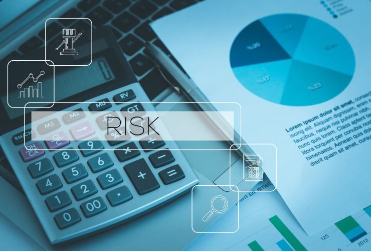 Calcolatrice, dati e parola Risk