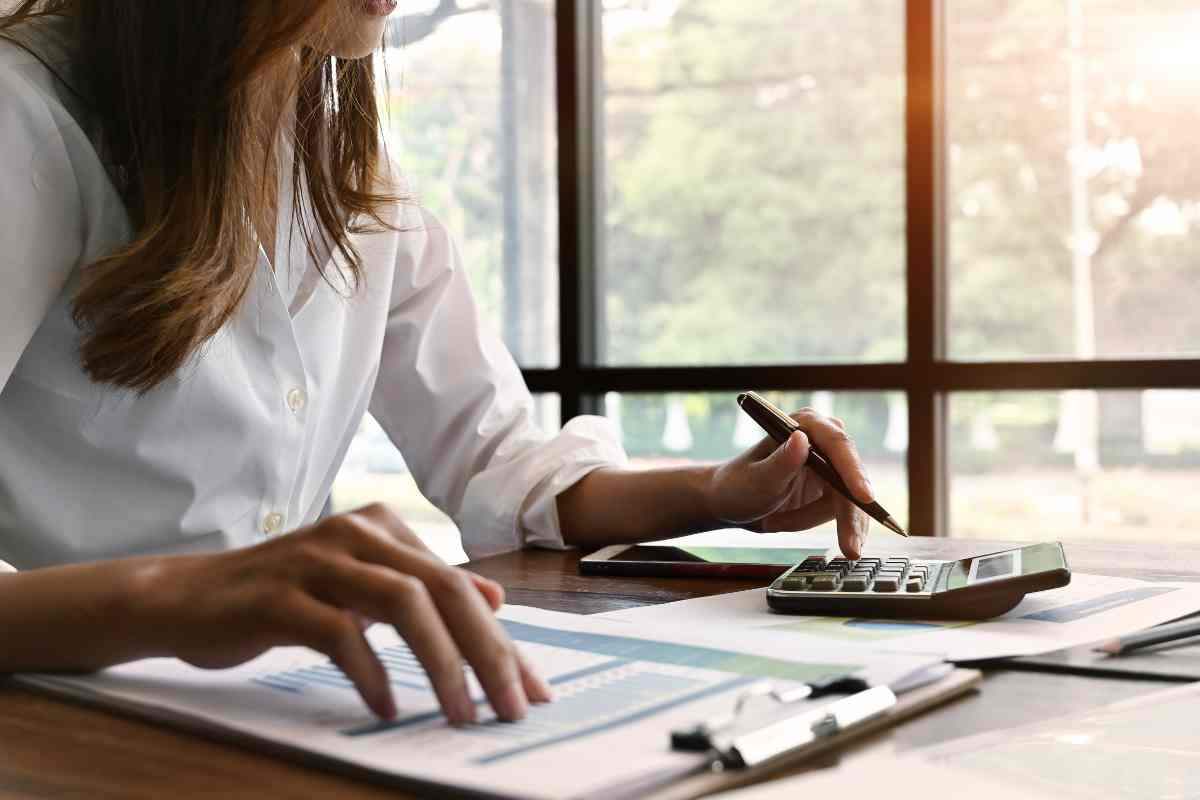 Donna fa i conteggi