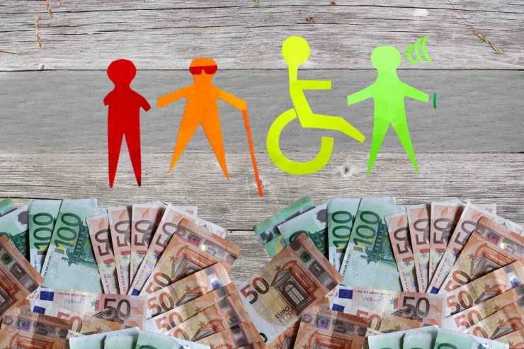Soldi e simboli disabilità