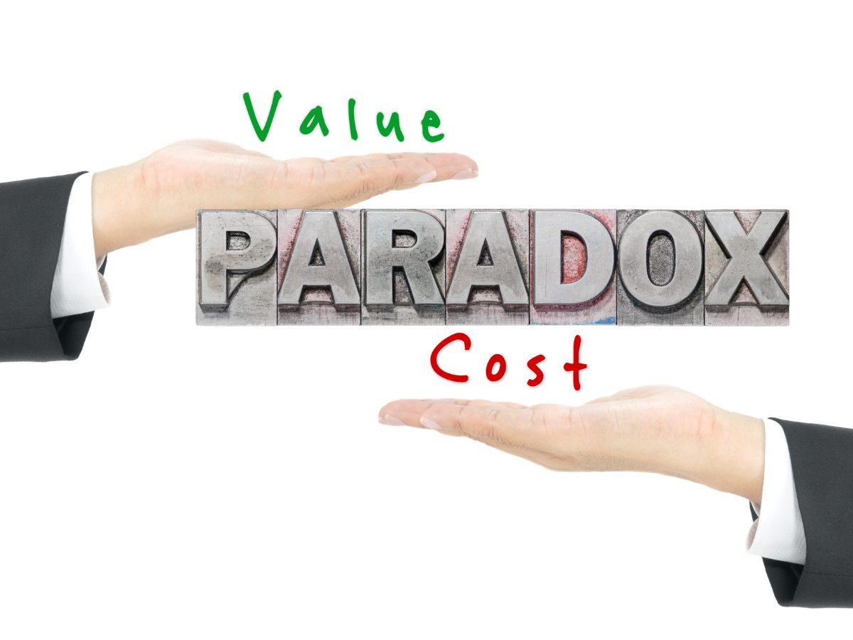 compra sopravvalutazione paradosso