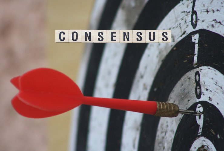 target consenso analistsi