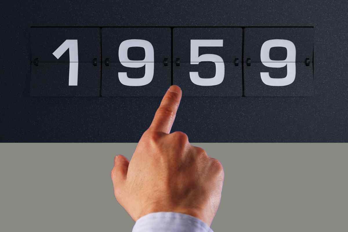 Numero 1959 e dito che indica