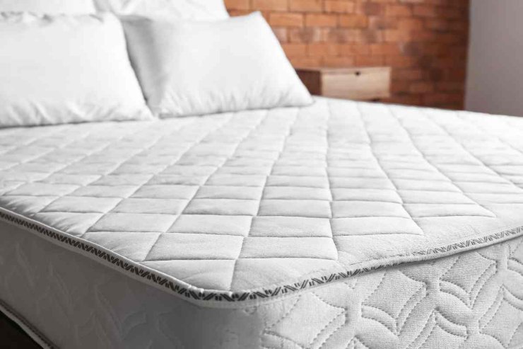 Letto e materasso nuovo