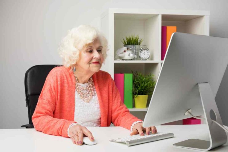 Donna la computer
